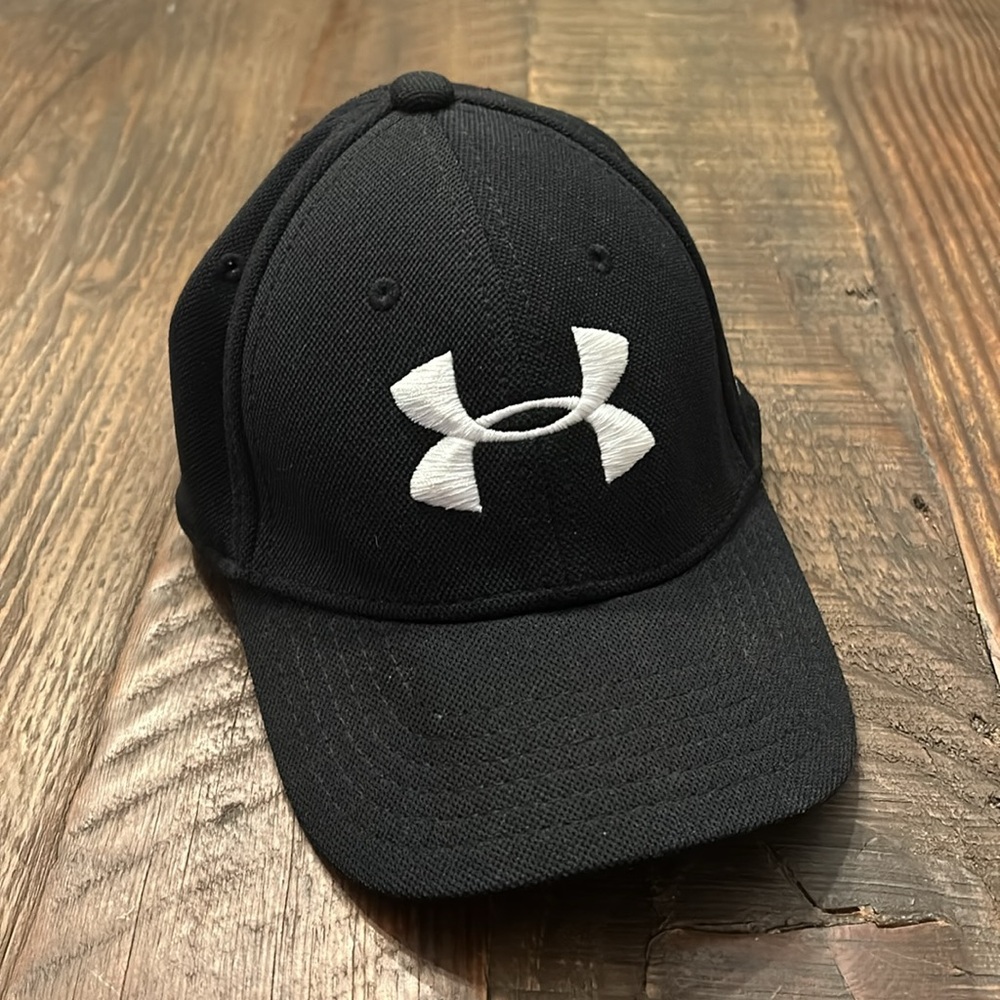 EUC Under Armour Heat Gear Stretch Fit Youth Baseball Cap - Picture 7 of 7